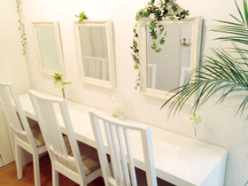 お化粧直しのスペース